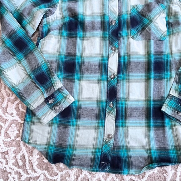 NWT Eddie Bauer Women’s Forest Flannel Shirt - Picture 8 of 14